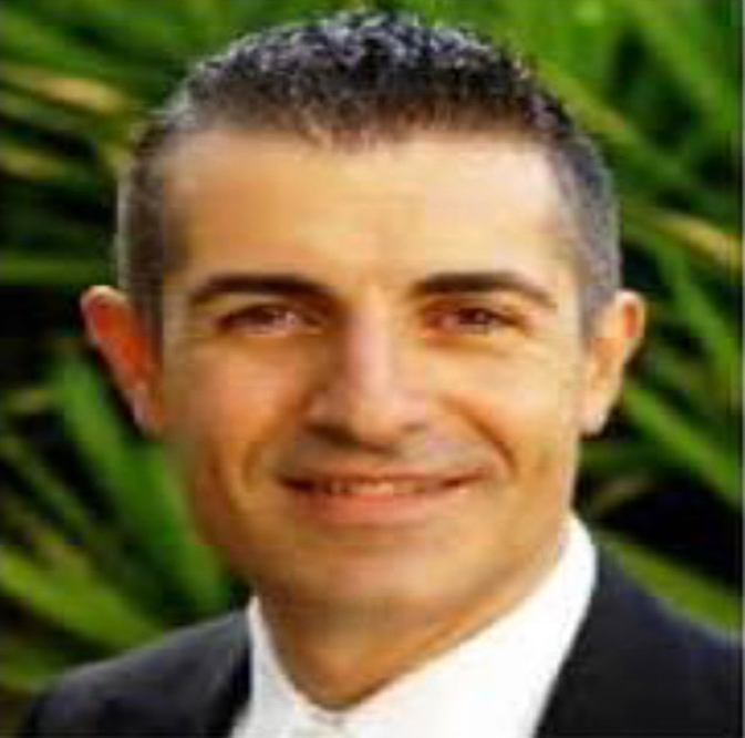 Dr Peter Karamoskos